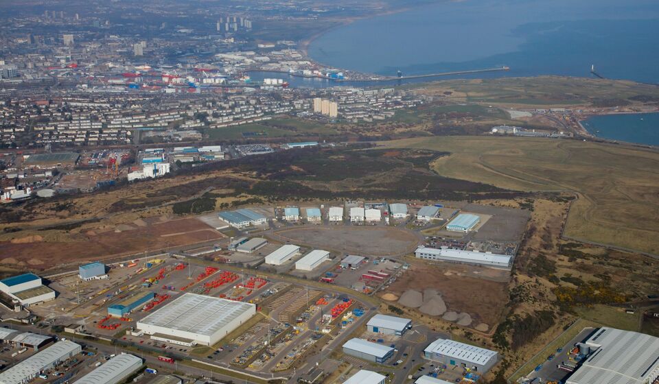 Peterseat Park Aerial view scaled